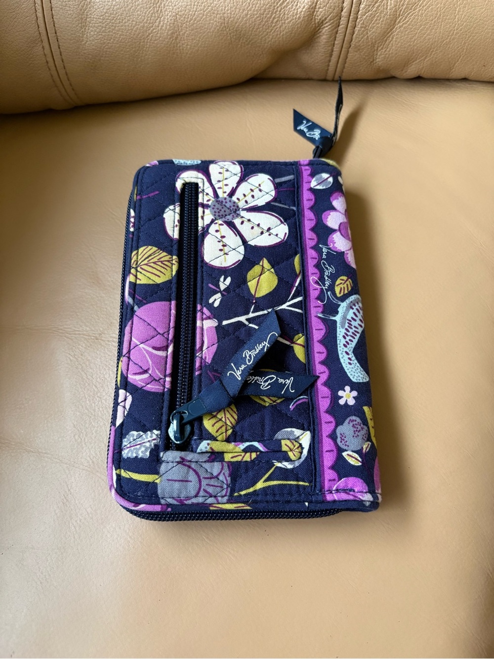 Vera Bradley Turn locked Wallet - Picture 2 of 4